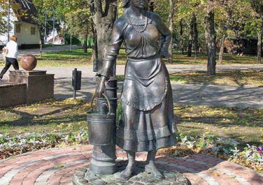 Памятник водопроводу, Достопримечательности