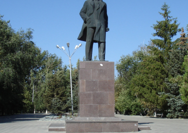Каменск-Шахтинский, памятник Ленину, площадь труда
