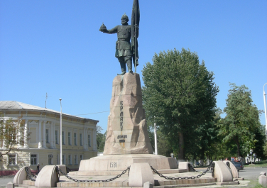 Новочеркасск, Памятник Ермаку Тимофеевичу, Достопримечательности