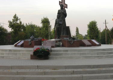 Новочеркасск, Памятник Примирения и Согласия, Достопримечательности