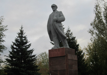Гуково, памятник В.И. Ленину