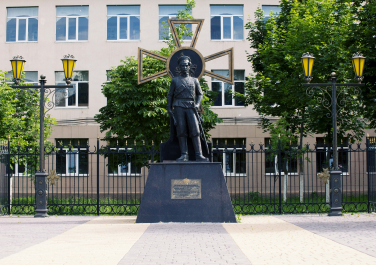 Памятник Георгиевским кавалерам - героям Первой мировой войны, Достопримечательности