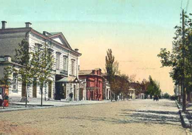 Театр им. Чехова. Построен еще в середине 19 века, а имя великого писателя ему присвоили в 1944 году.