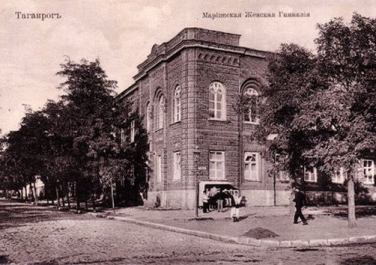Вид на нынешнюю школу номер 15.