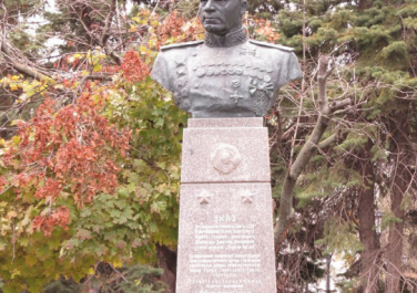 Памятник Д.Д. Лелюшенко (Ростов-на-Дону)