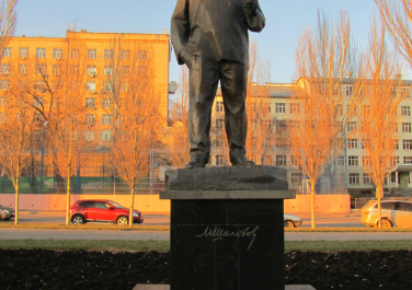 Памятник М.А. Шолохову (Ростов-на-Дону)