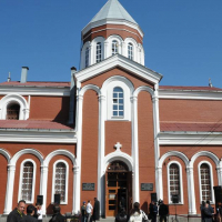  Армянская апостольская церковь Святого Карапета,  улица Ченцова, 57