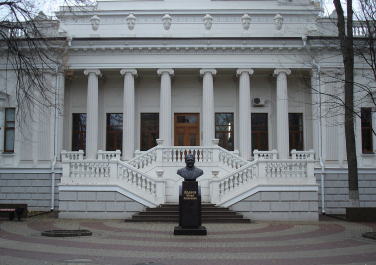  Университетская библиотека ( Особняк Парамонова Николая Елпидифоровича ), Пушкинская улица, 148
