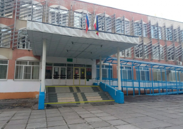  Средняя школа № 107, проспект Королёва, 15 к4