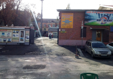  Радиорынок "Ленгородской",  улица Кручинина, 69