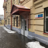  Поликлиника № 3, Дорожная клиническая больница, ОАО РЖД,  Театральная площадь, 4