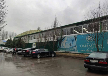 Теннисный клуб "Олимпик", Современные, Цветные, Достопримечательности