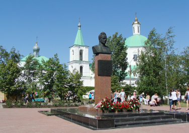 Вёшенская, памятник Михаилу Шолохову