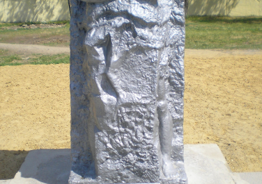 Каменск-Шахтинский, Памятник Д. М. Карбышеву